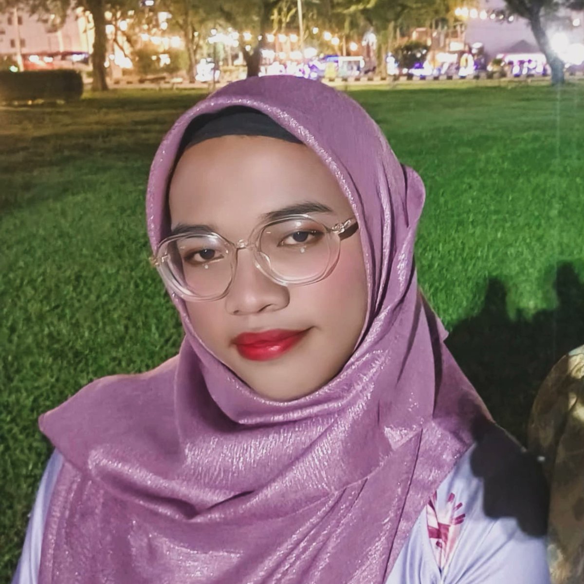 Hi Hanim gi keluar dgn kawan ❤️❤️