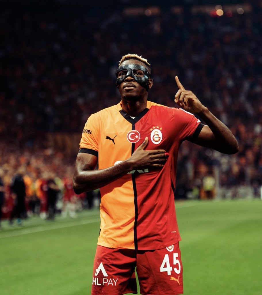 UTDTrey's tweet image. Yamal this, Salah that

This is our Ballon D’or