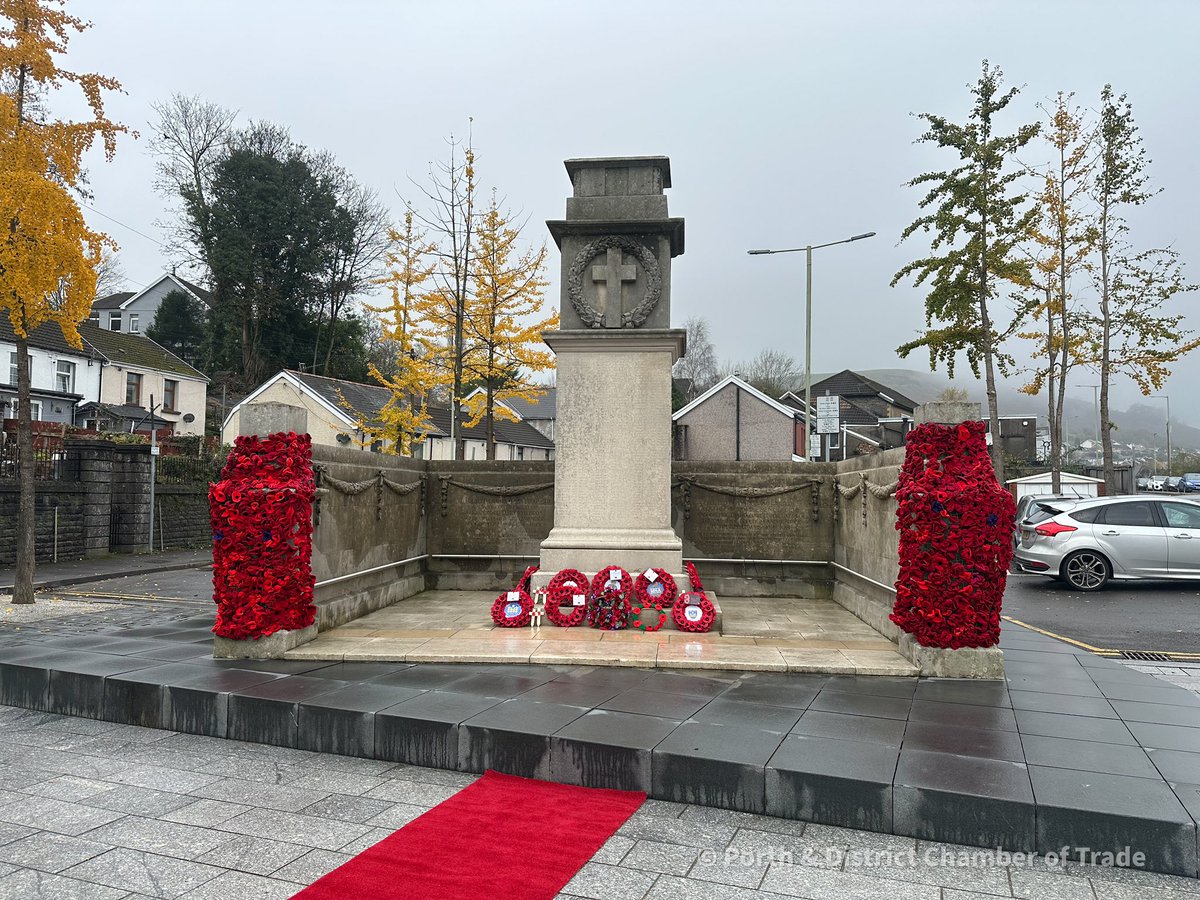 PorthChamber's tweet photo. Done for another year, thank you to everyone who helped and supported us in hosting as well as everyone who laid wreaths

Lest we forget 🌹 https://t.co/wBoVI9dMmX