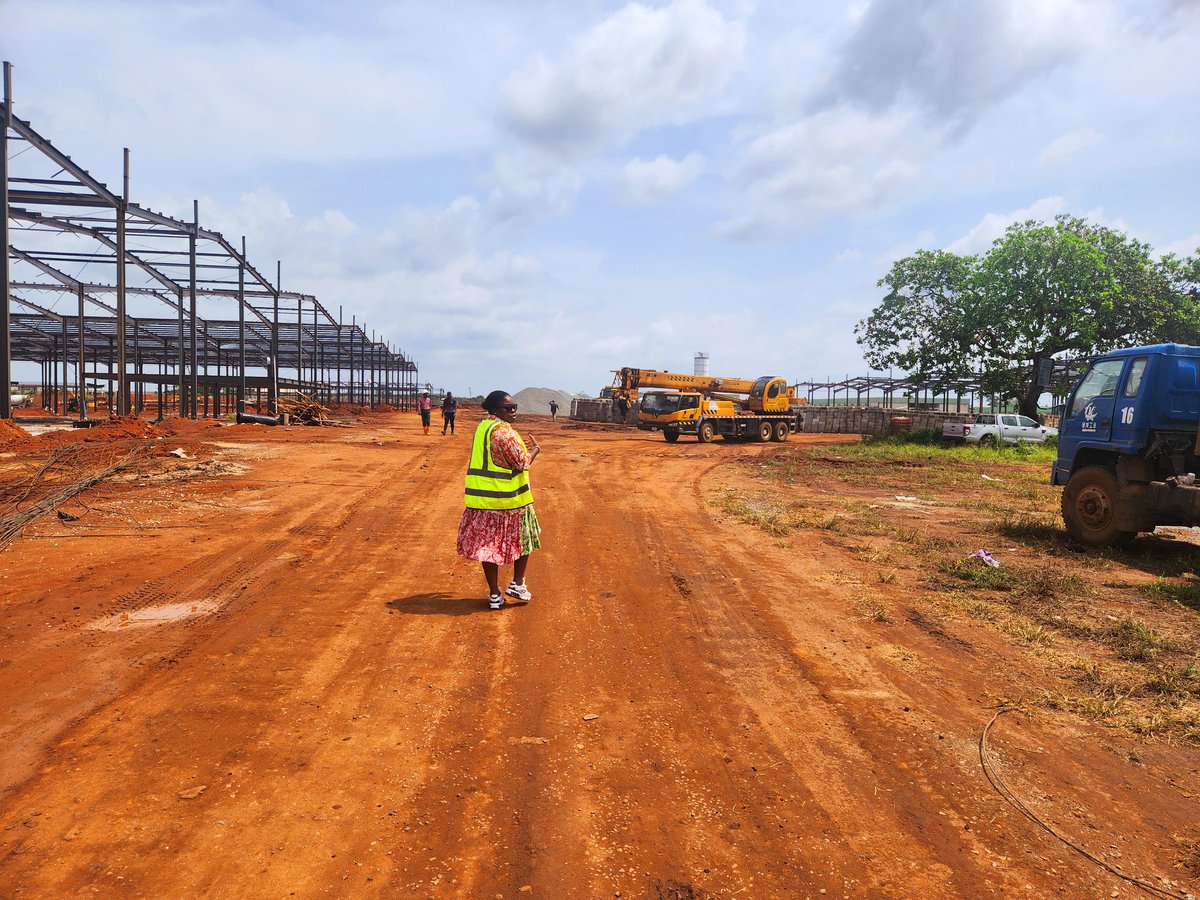Abi_Olusanya's tweet photo. ...infrastructure/building works ongoing at the Lagos Food security & central logistics hub, Epe, today. This project is the heartbeat of the State's 5 year ag. & food systems roadmap, tying all the projects, programmes and initiatives of @jidesanwoolu together. 
@drobafemihamzat
@followlasg 
@lagosagric1