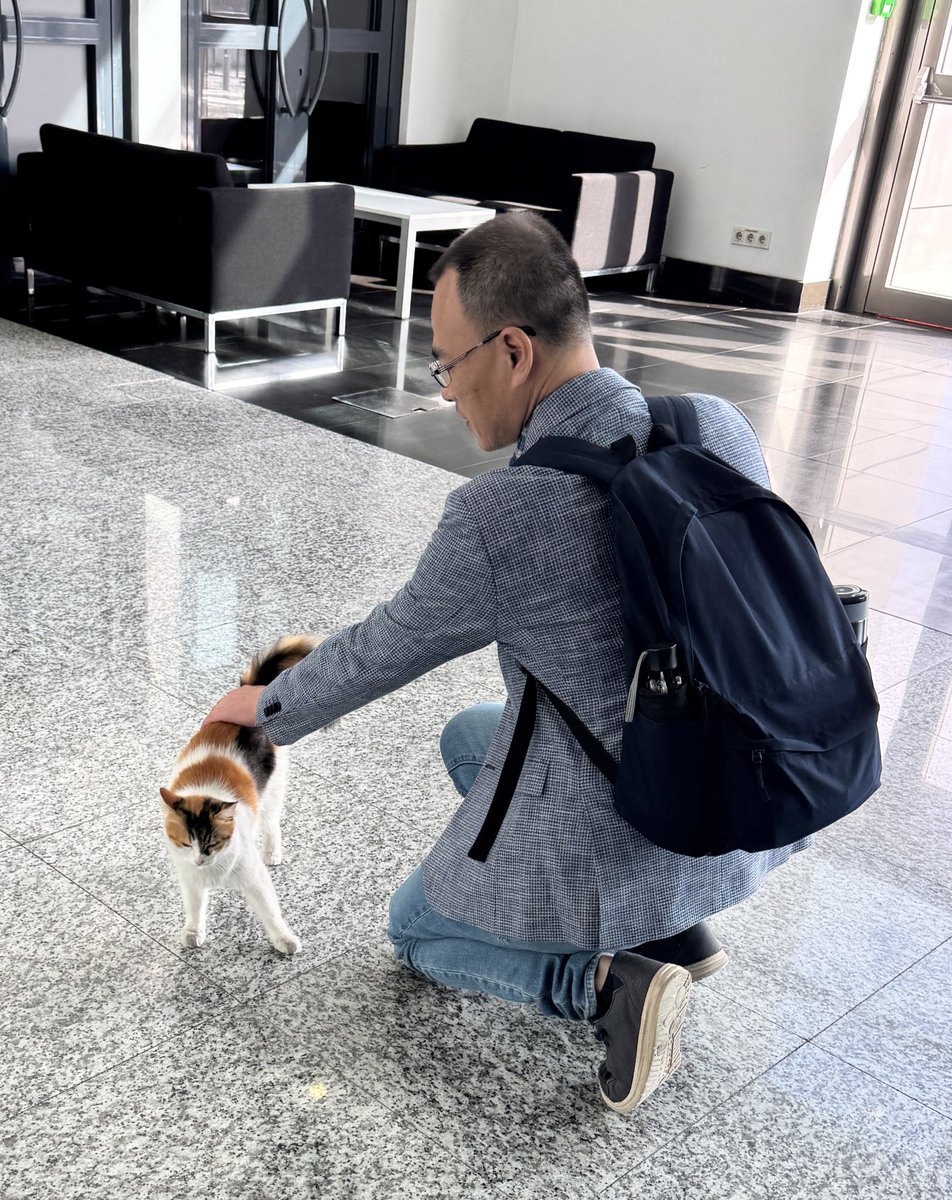 jbladel.bsky.social 🇺🇸 tweet media