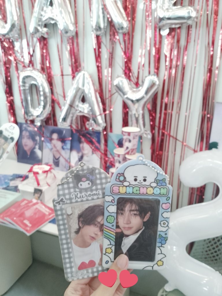 eri4chu's tweet photo. ꒰ 🎀 #𝑹𝒂𝒏𝒅𝒐𝒎𝒂𝒏𝒕𝒊𝐊𝐄𝐔 💋 ꒱

happy birthday, sim jaeyun! ♡

thank you for organizing @cafe113O! 🫶🏻 https://t.co/FkreuAPMcX