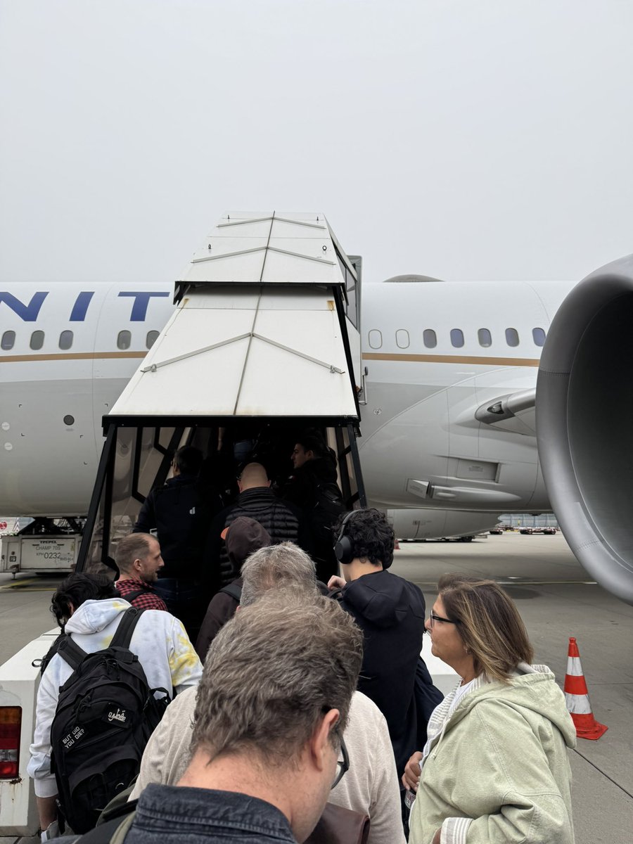 Thorsten Hans 🦀 tweet media