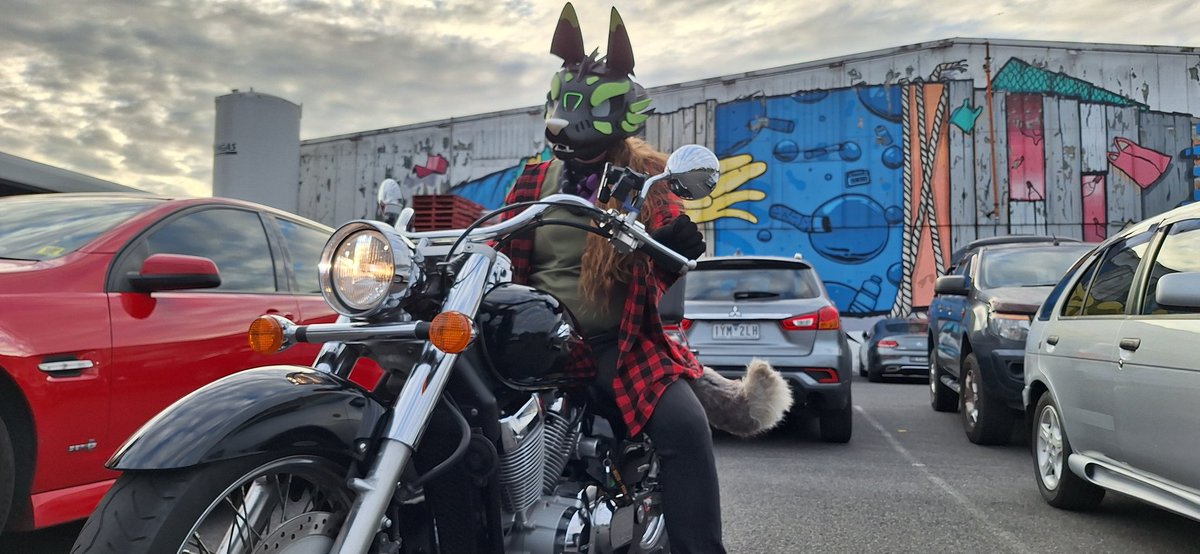 Viviyeen tweet media