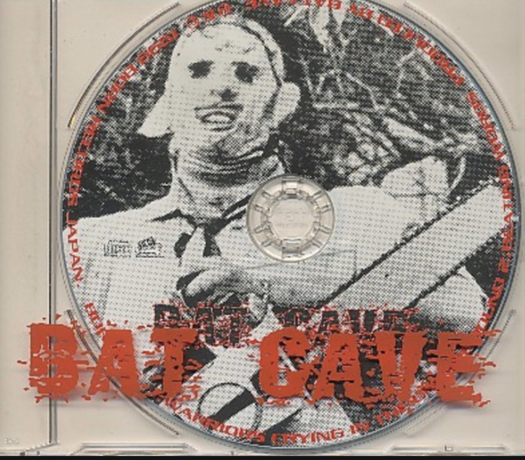 bantyd's tweet photo. BAT CAVEのBORN RECORDSから最初にリリースされた2曲入りCDを聴きながらの歩き。
最初聴いた時とんでもない衝撃を受けた一枚。
BAT CAVEが日本のラウドロックシーンを牽引する始まりとなったシングル。
ここから日本のラウドロックシーンは信じられないくらいの規模で盛り上がりを見せることに。 https://t.co/udK5dD08cD