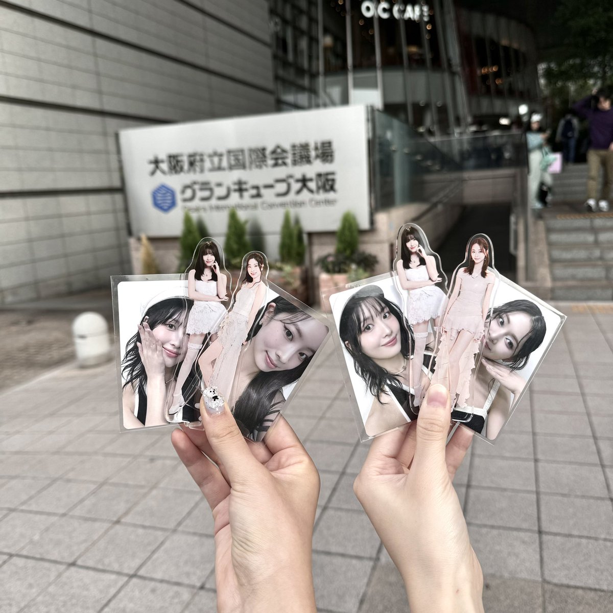 _dahymo98_'s tweet photo. TWICEちゃん、幸せありがとう😭💕
ももちゃんお見送りの時覚えててくれてて
舞台挨拶も目の前にもだち��ん来てくれて
ずっと目線くれてファンサもありがとう😭
#DIVE #TWICE_DIVE https://t.co/nALeHZ9EIU