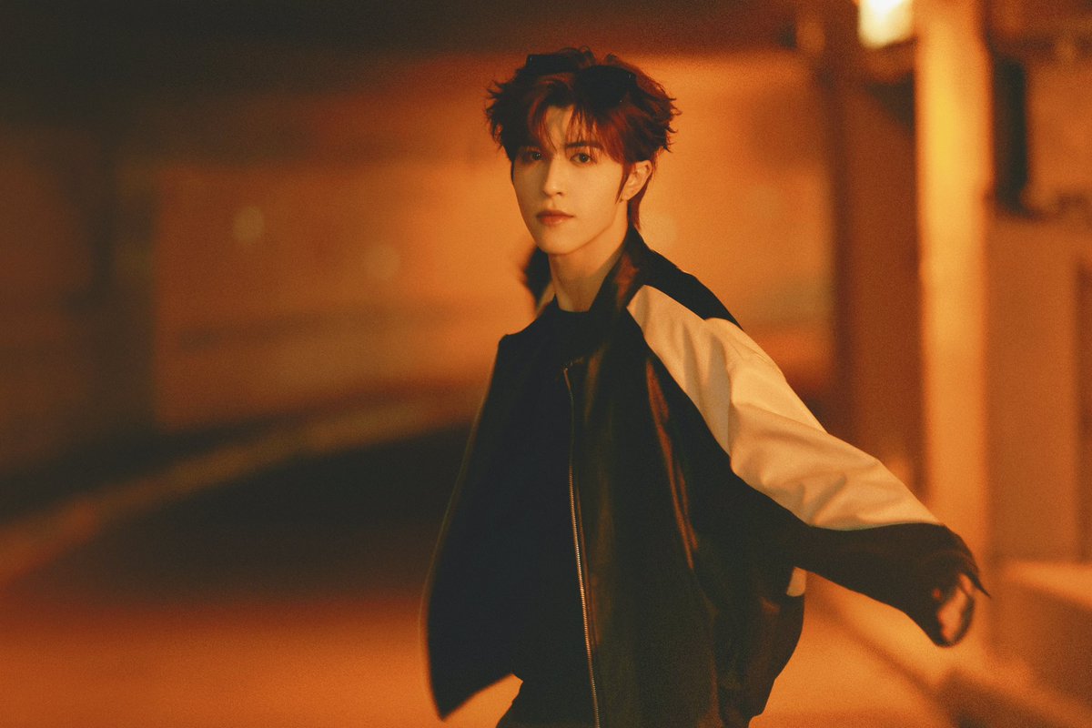 patrick_pppat's tweet image. Let’s run away 🏃🏻‍➡️🦋