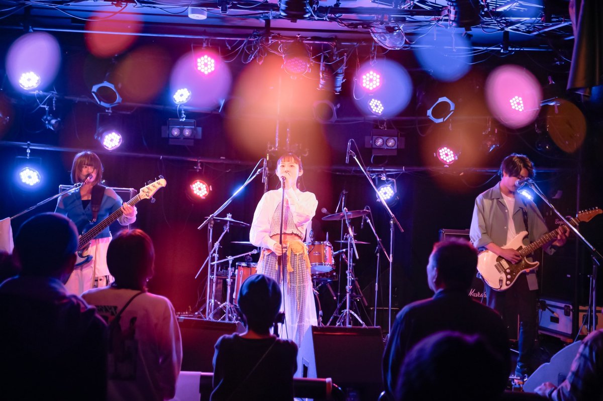 tsuyuirocolor's tweet photo. 【LIVE photo】

ツユイロカラー pre. 
1st EP release party
Fun!Fun!Fun! 
@ 新栄HeartLand

support Gt. @s_taisei0628 
support Dr. @yano_drummer

📸@tomlivephoto https://t.co/87MvZeEuqO