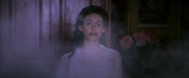 TheCinesthetic's tweet photo. Emmy Rossum in The Phantom Of The Opera (2004) https://t.co/2nR2AxfaA8