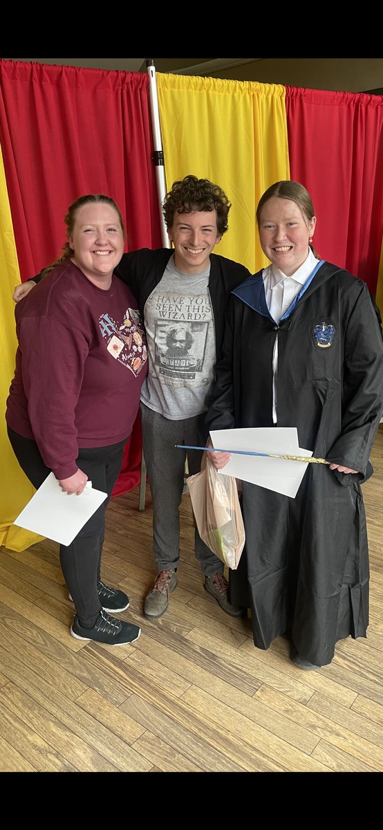 itsme_cassieb's tweet image. Had an absolute blast meeting you all! Seriously the sweetest people ever🤍 @wizardfestohio @MrJamesPayton @Rohan_Gotobed