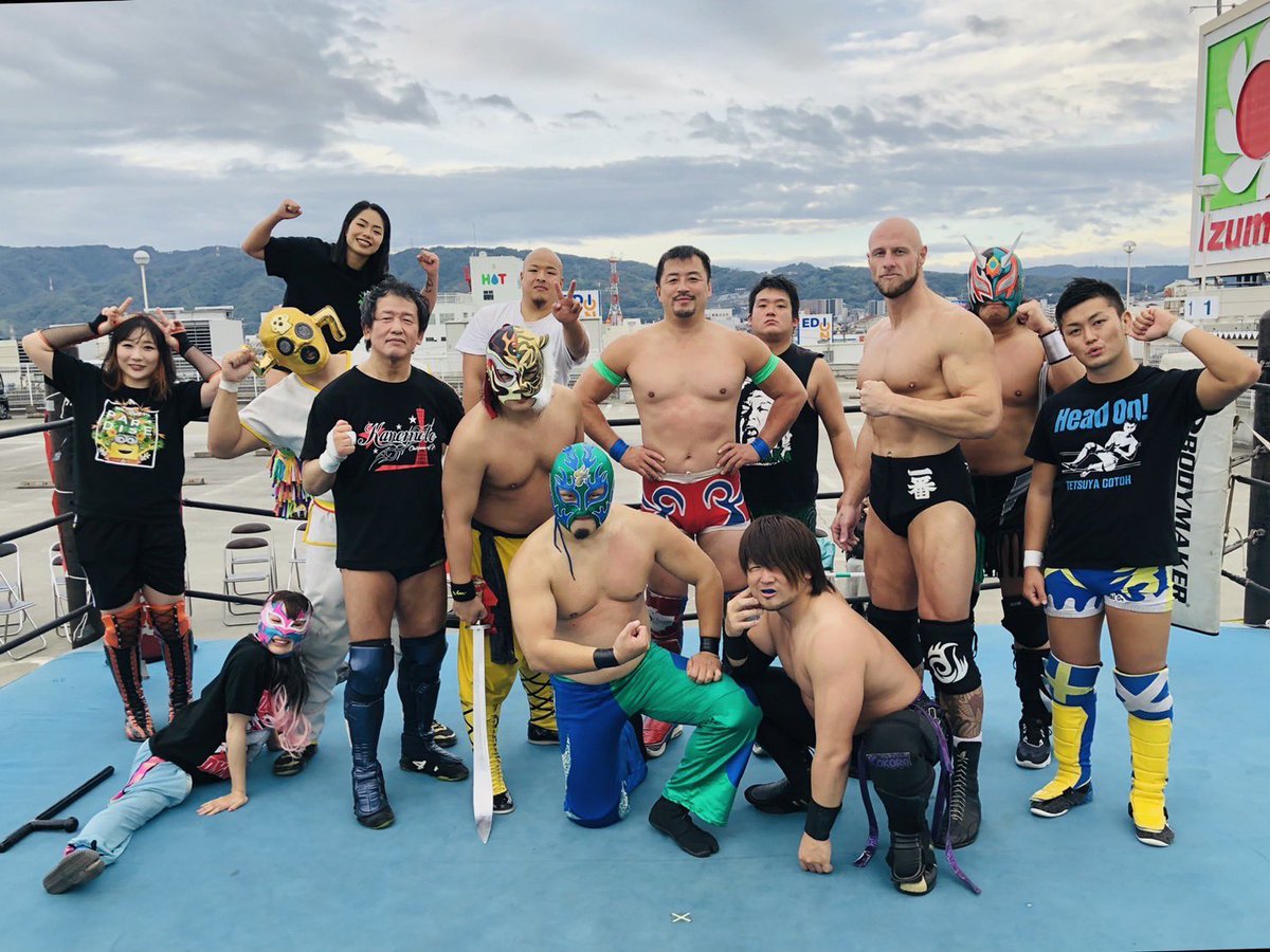 landsendsai's tweet photo. 河内プロレス代表より
お聞きしたプロレスへの熱意

地域との関わり方

全てにおいて素晴らしいものだった...

理想を形にする時
その一歩がなんとも難しい

けれど言い訳せず突き進む
その姿勢

とても頼もしい

＃河内プロレス https://t.co/UnLhUoJ3ZB
