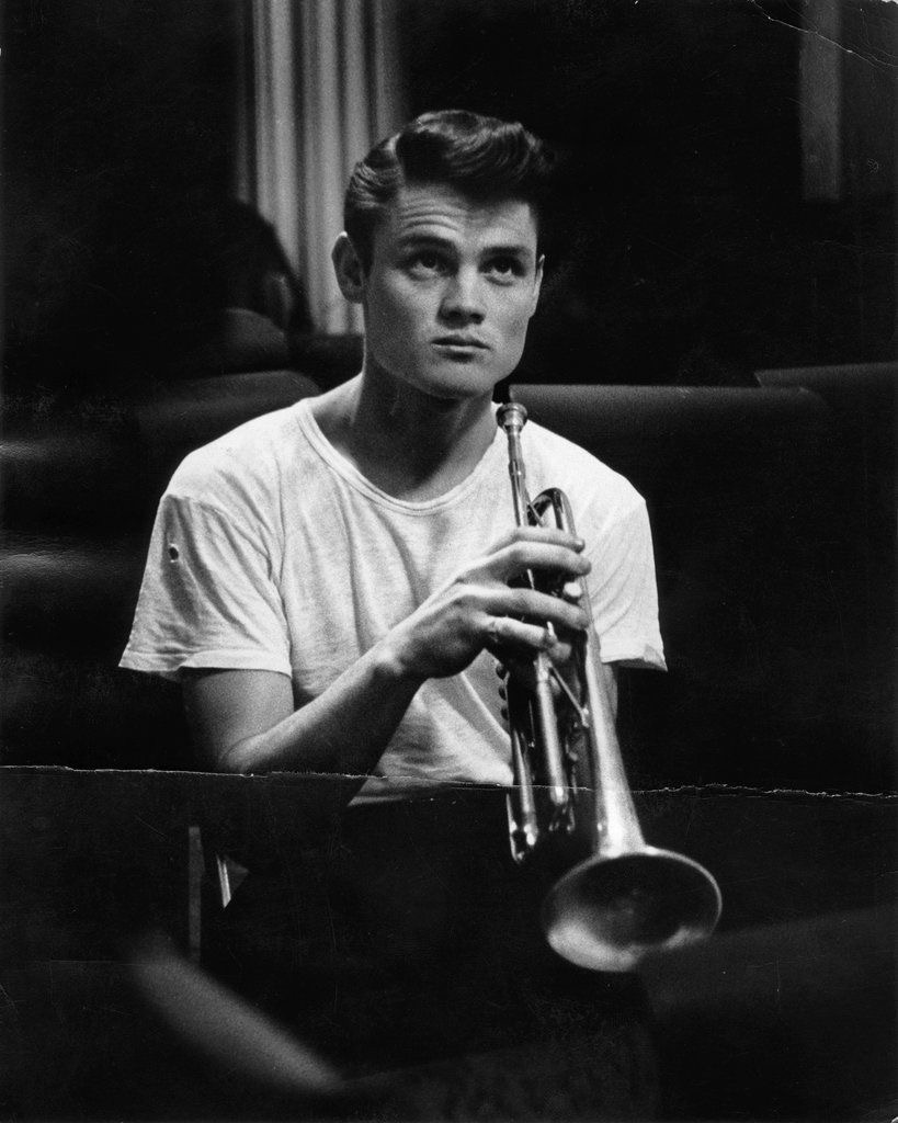 "I don't believe that jazz will ever really die. It's a nice way to express yourself."

- Chet Baker