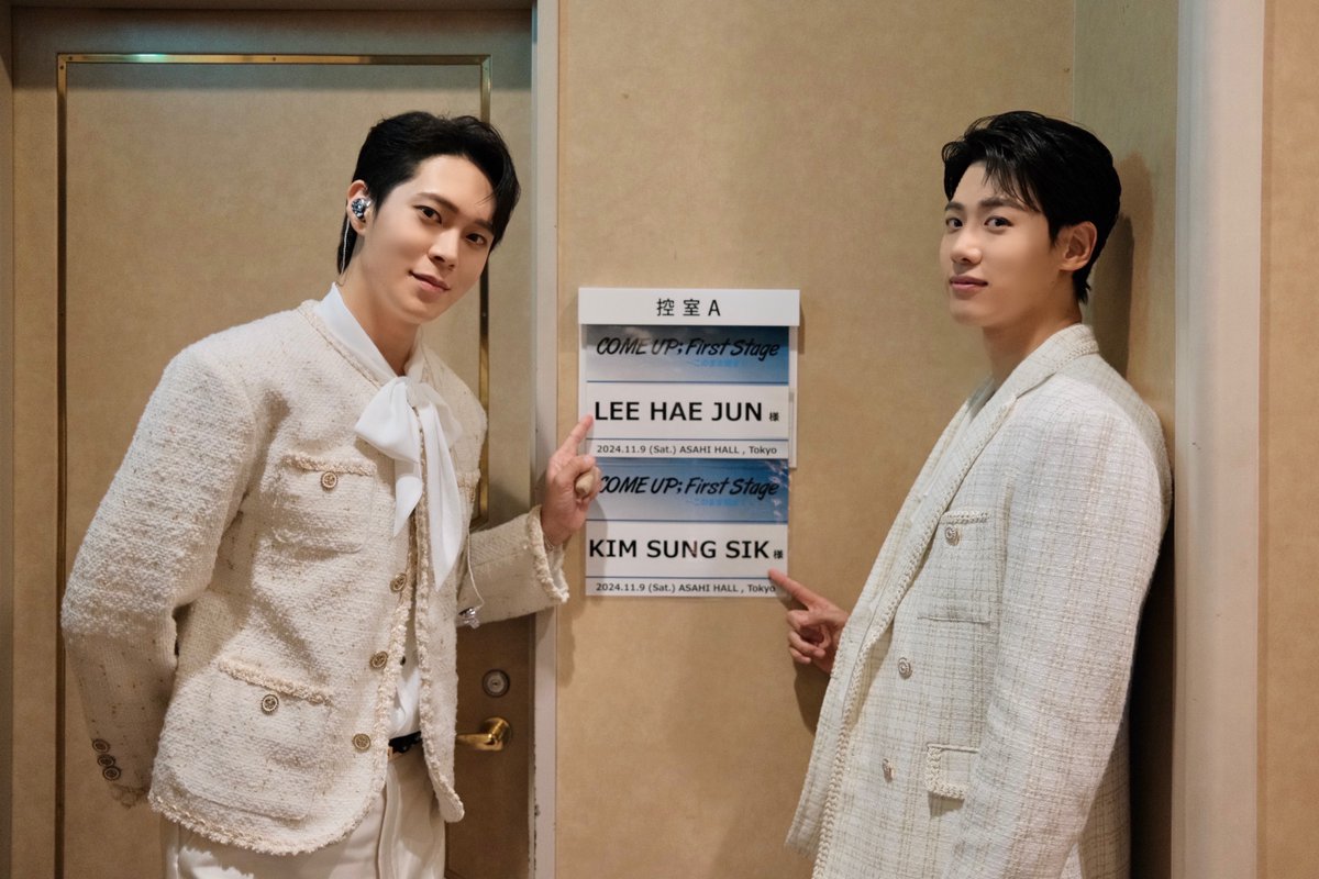 kmusicalpia's tweet photo. ◤COME UP ; First Stage ～このまま朝まで～◢

#イ・へジュン #キム・ソンシク
お二人の歌声はいかがでしたでしょうか🎼
たくさんのご来場いただいたみなさま
本当にありがとうございました🥰
みなさまの感想をお待ちしております‼️

次の企画もお楽しみに✨
#韓国ミュージカル
#이해준 #김성식 https://t.co/FB00qZs7Av