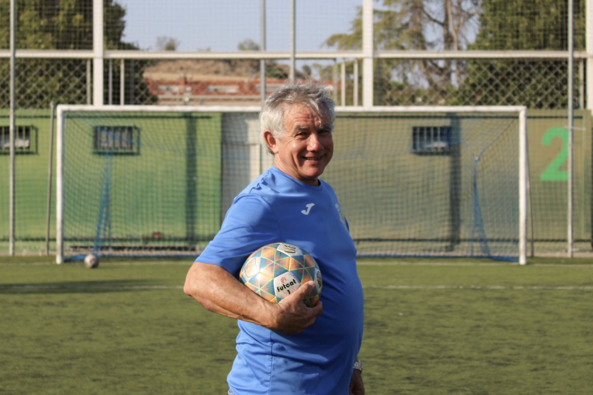 Avui presentem al cos tècnic del Juvenil A: Àlex Roca, entrenador; Jaume Gallego, segon entrenador; i Siscu Melich, delegat. 👏🏼