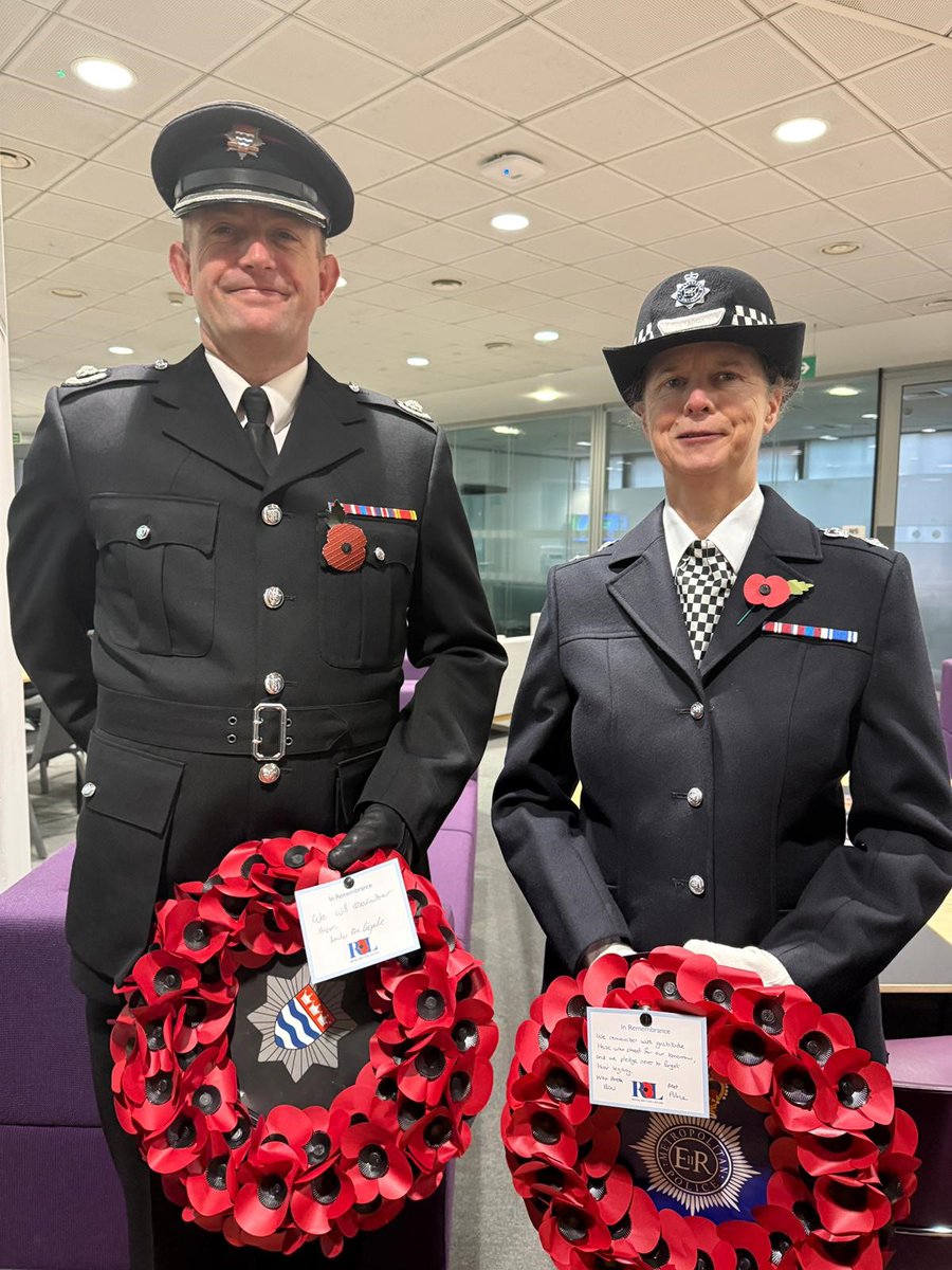 MPSHillingdon's tweet photo. Today, as a community and a nation, we take a moment to reflect, honour, and remember the brave men and women who have served and sacrificed in the line of duty.
Memorial Day is not only a time for remembrance (cont) https://t.co/12Qu7diUxu https://t.co/a2PyKyZRHL