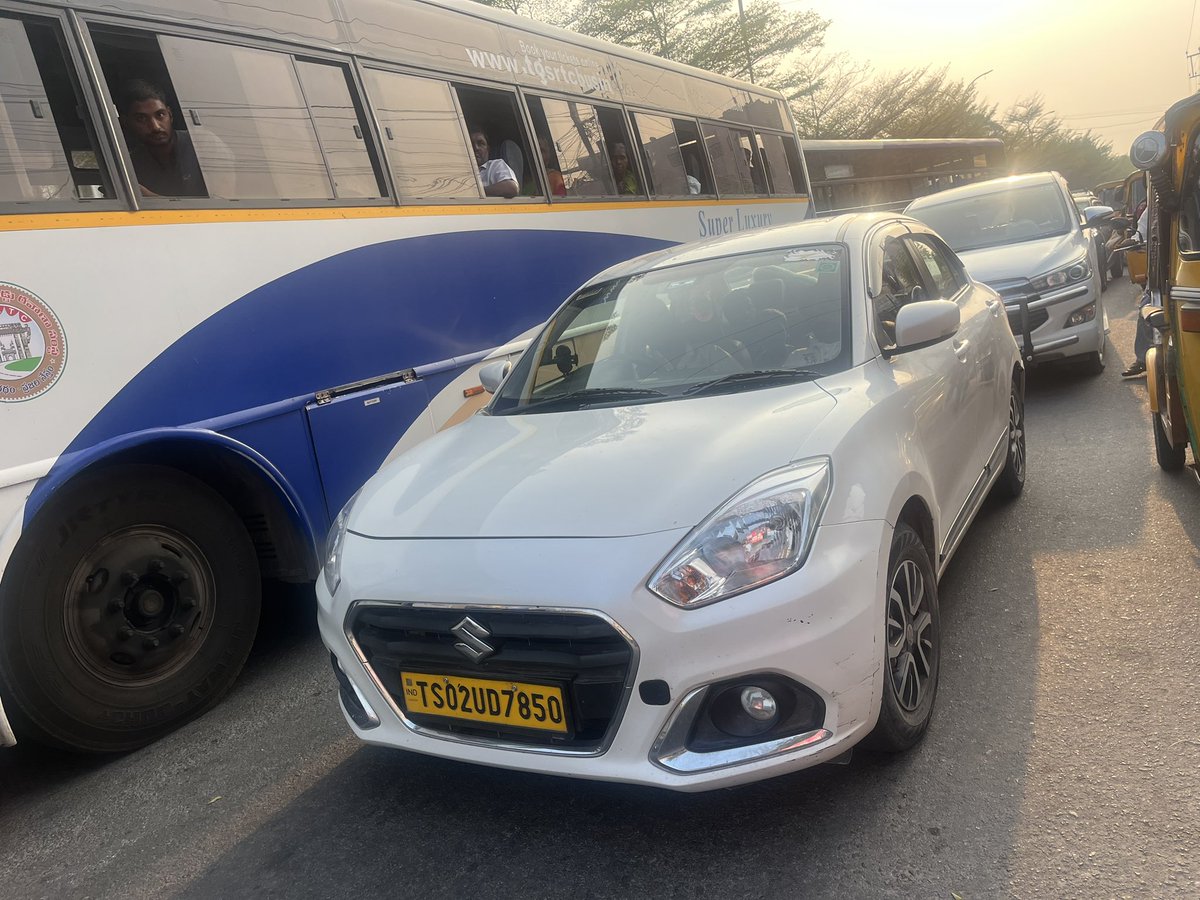 HAMARA WARANGAL🇮🇳 (@hamarawarangal) on Twitter photo Rash driving with yellow number plate & not using his dress code… overtaking from left side of the highway Road & when public stopped in kazipet signal he is saying that he will go like that only, <a href="/cpwarangal/">CP WARANGAL</a> <a href="/TelanganaCOPs/">Telangana Police</a> <a href="/TelanganaDGP/">DGP TELANGANA POLICE</a>… Rash driving with yellow number plate & not using his dress code… overtaking from left side of the highway Road & when public stopped in kazipet signal he is saying that he will go like that only, <a href="/cpwarangal/">CP WARANGAL</a> <a href="/TelanganaCOPs/">Telangana Police</a> <a href="/TelanganaDGP/">DGP TELANGANA POLICE</a>…