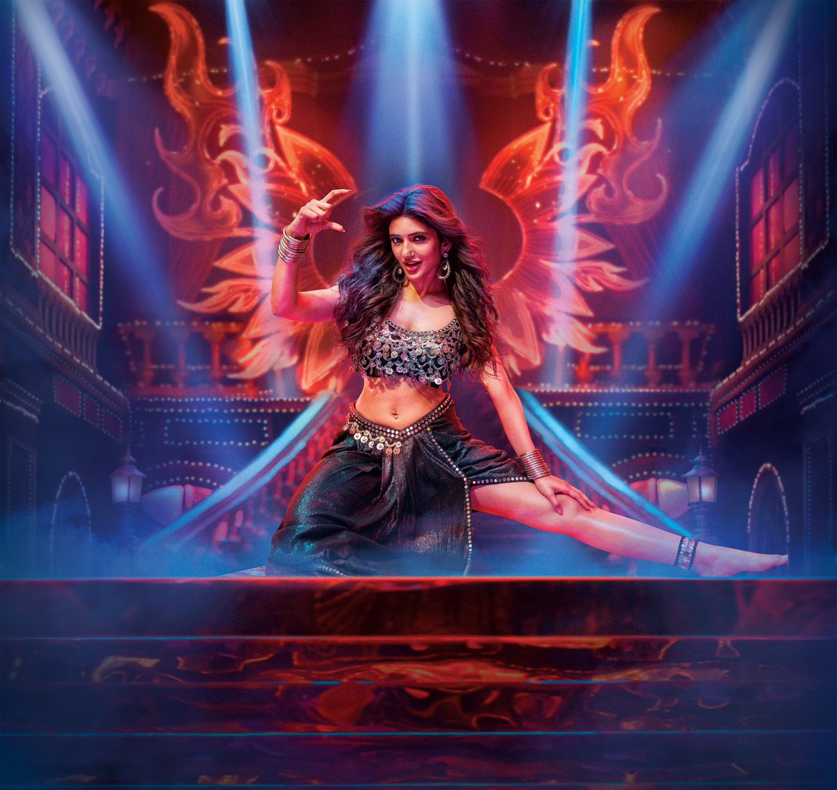 PushpaMovie's tweet photo. A feast for the eyes like you’ve never seen before! 💥

A celebration of pure energy 🕺💃🔥

#Kissik Song of the Year ❤‍🔥

#Pushpa2TheRule 
#Pushpa2TheRuleOnDec5th 🤙 https://t.co/7HzrHbhEk8
