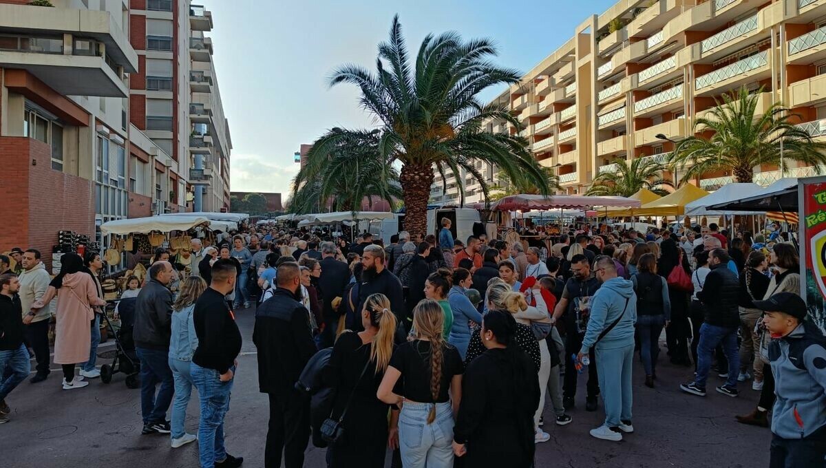 À Perpignan, la foire des Camelots s'agrandit, les commerçants ambulants espèrent en profiter
➡️ l.francebleu.fr/KfXv