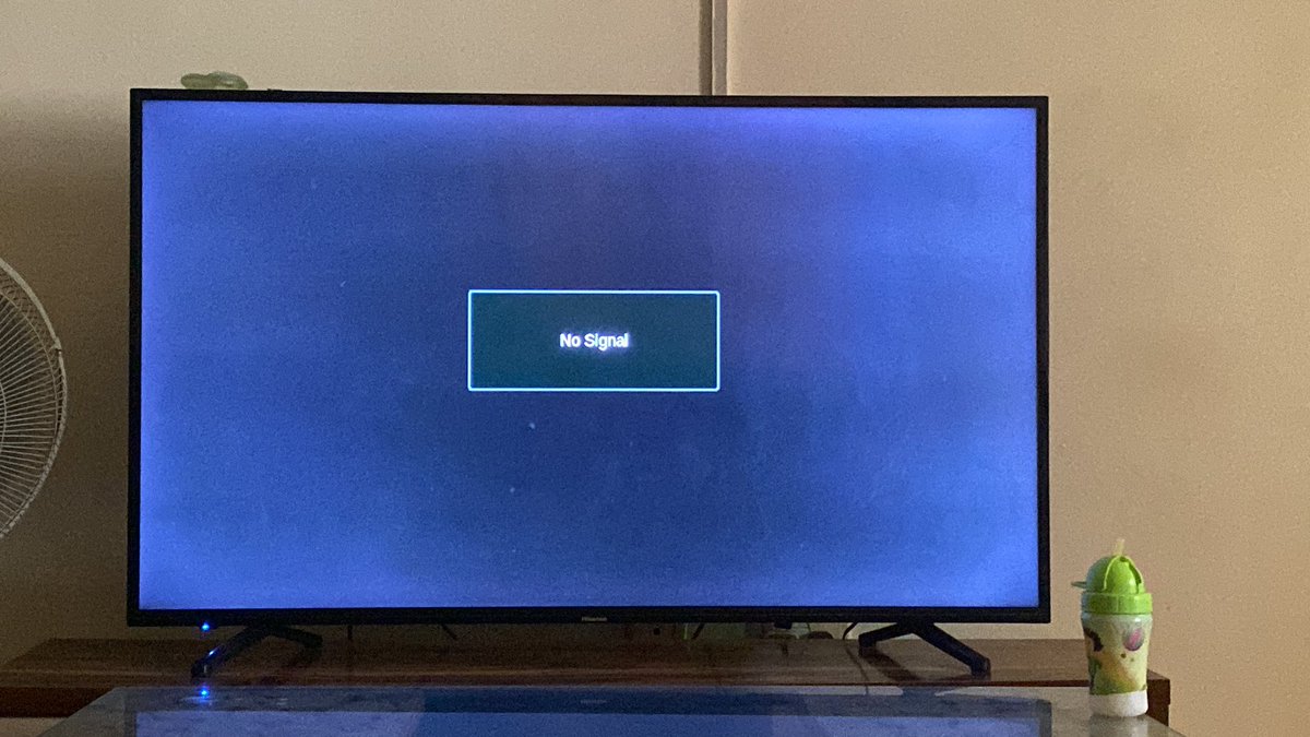ZinoBee's tweet photo. @MySLTVng  This something you guys do now that I don’t understand, please fix it because it’s becoming annoying. This can be up for hours, I’ll have light but still miss a match, it’s really not fair. No rain at all so I won’t even say it’s because of the weather. https://t.co/r367iNGbYt
