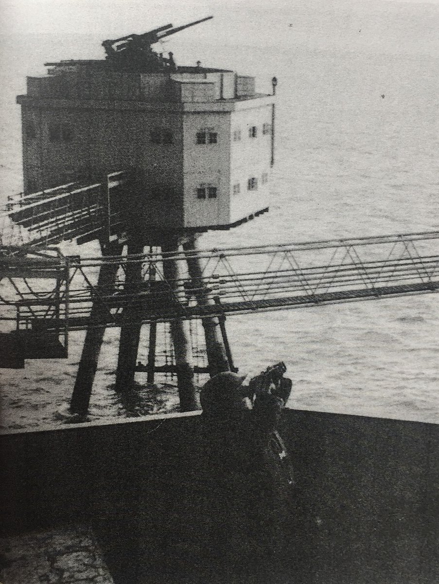 Today (and every day) we honour all those personnel of the <a href="/RoyalNavy/">Royal Navy</a> and <a href="/BritishArmy/">British Army 🇬🇧</a> who served aboard - and in support of - the Maunsell Forts. We remember, too, all who have sacrificed to secure our hard-won freedoms. #LestWeForget