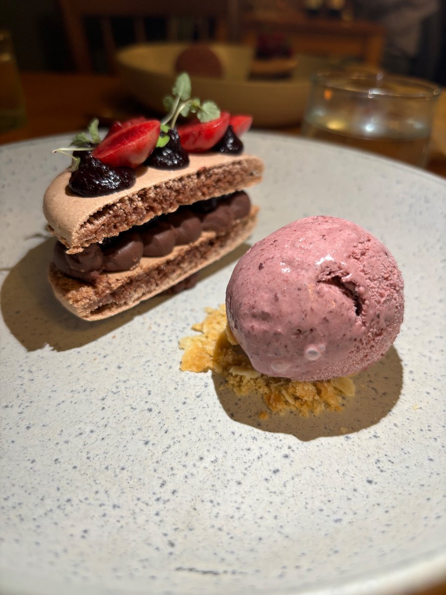 OX Magazine tweet media