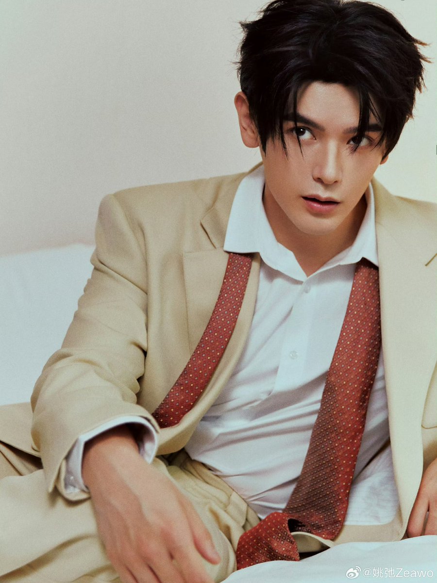 dramapotatoe's tweet photo. #YaoChi for a Martell livestream event

More snaps - https://t.co/s2C1IP8Izy https://t.co/FPKiwtQd7N