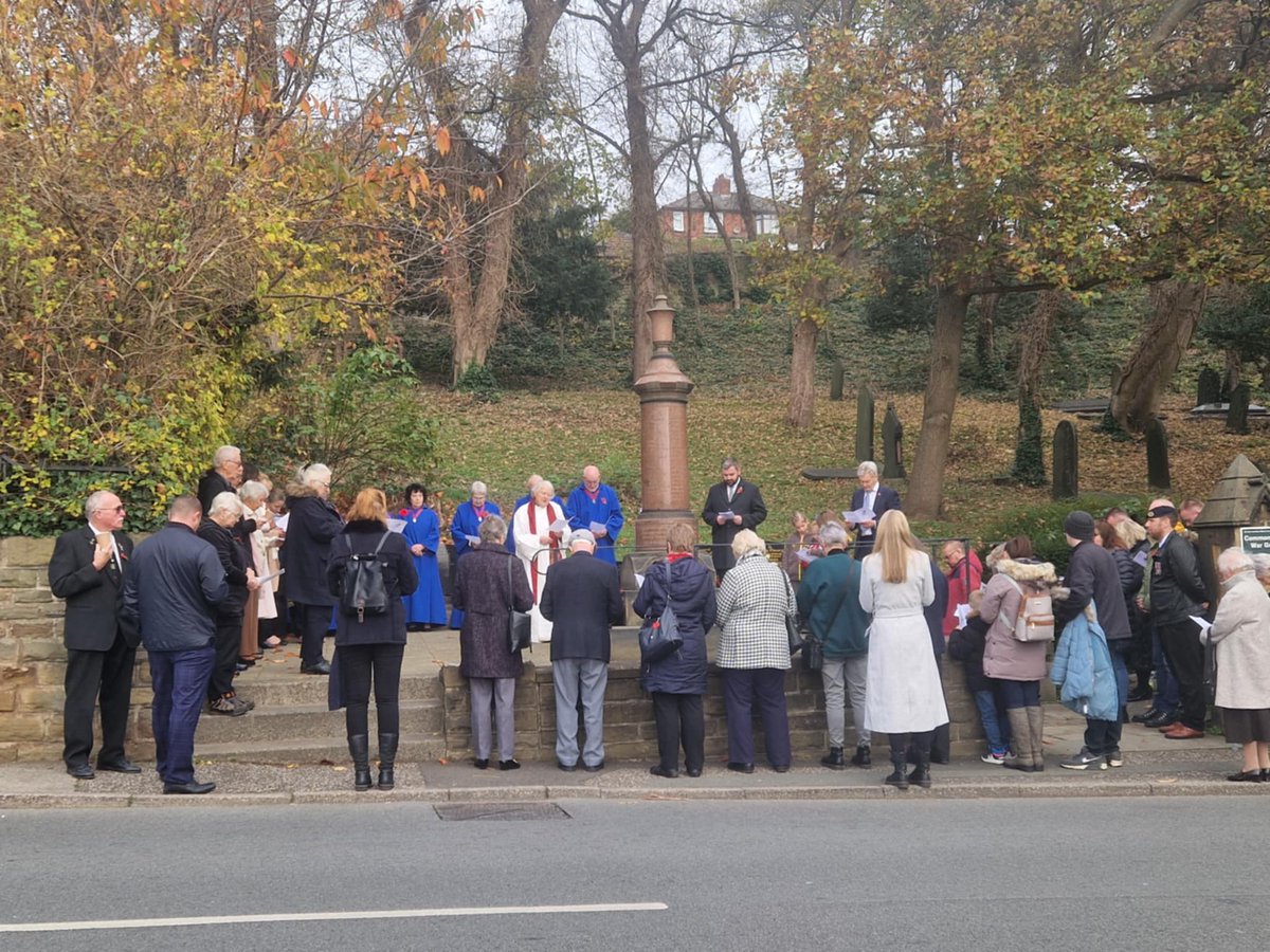 ForWorsbrough's tweet photo. Worsbrough Remembers.

They shall grow not old, as we that are left grow old:
Age shall not weary them, nor the years condemn.
At the going down of the sun and in the morning,
We will remember them.

Lest We Forget. https://t.co/pWpAmGZ65F