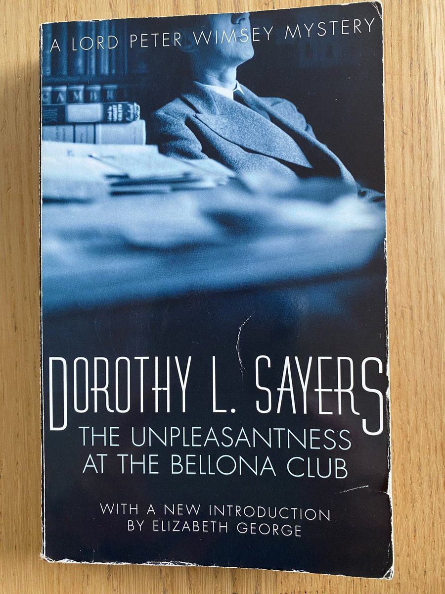 New blog for Remembrance Day… a detective story…
#WriterCommunity #ReaderCommunity #detectivefiction 

aksmith.co.uk/post/rememberi…