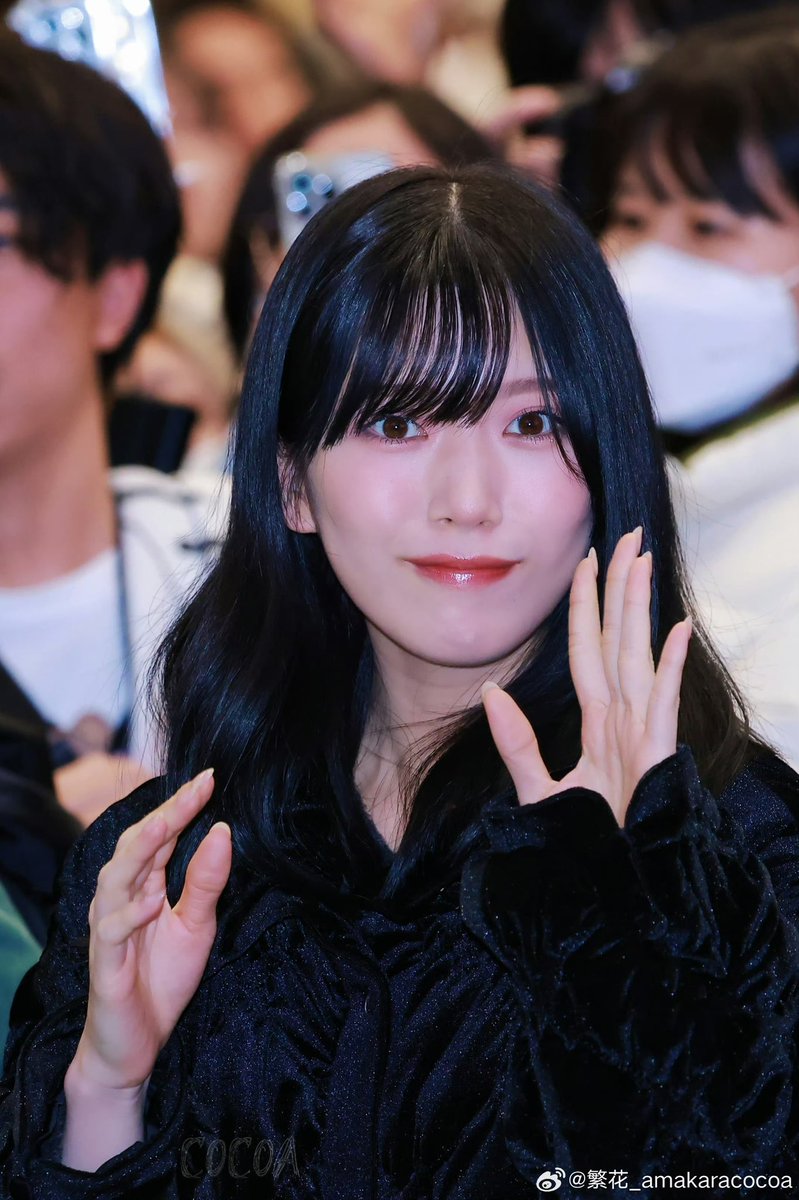 Viennacocoa's tweet photo. 隙間は光が差し込むところ
お疲れ様！

#村山美羽 https://t.co/l27YdkRj15
