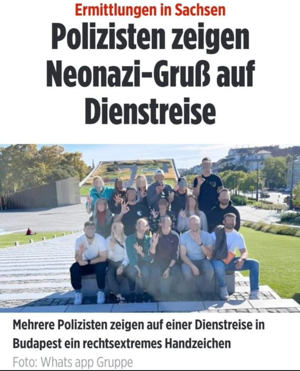 TinoPfaff's tweet photo. Die Polizei hat und ist ein #Naziproblem... https://t.co/3jv6Zc7j4B