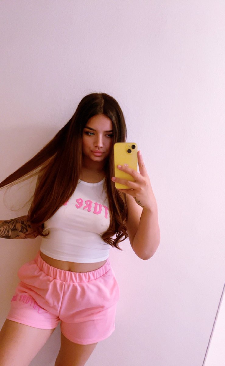 Alinaa✨ tweet media