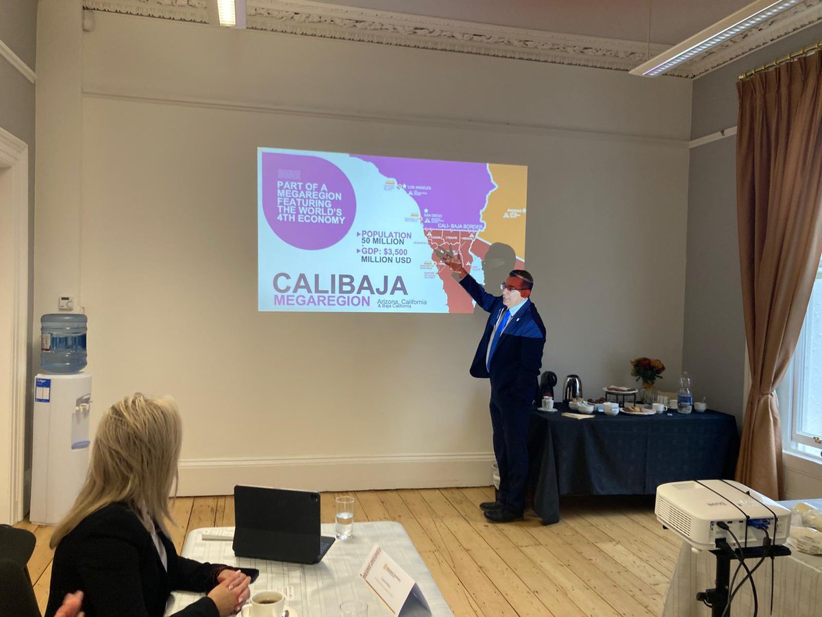 EmbaMex_Irlanda's tweet photo. Concluyó con éxito en Irlanda, la Misión de atracción de inversiones de #ProBaja. ¡Gracias por su visita!Subsecretario Andrade https://t.co/uyI8JQrcuJ