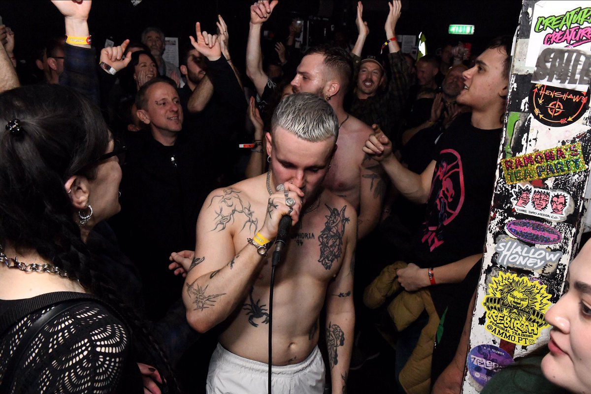 Breaking Glass Magazine tweet media