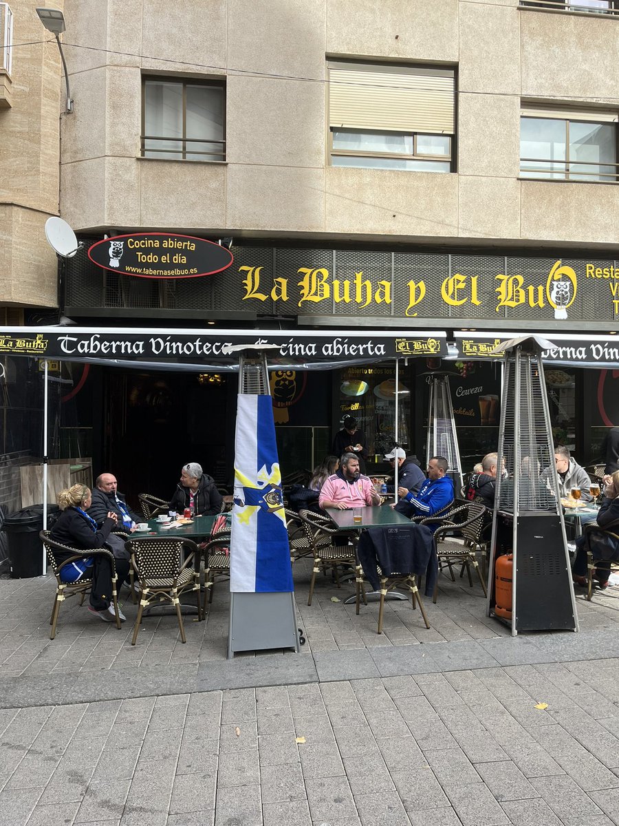 PAzulFuracu's tweet photo. ¡Oviedistas! ¡Nos vemos en La buha y el buo! Calle Mayor 65 en Albacete. En Madrid, desde las 18:30, en Avenida Reina Victoria 16. Vamos @RealOviedo https://t.co/FmI1hHNSpH