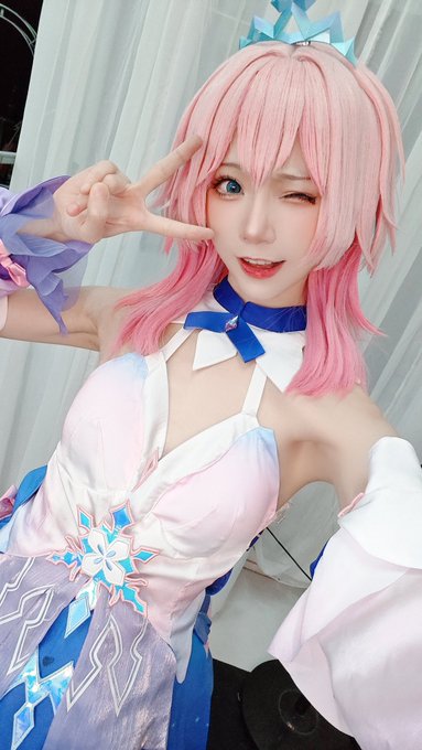Twitterのコスプレ画像18