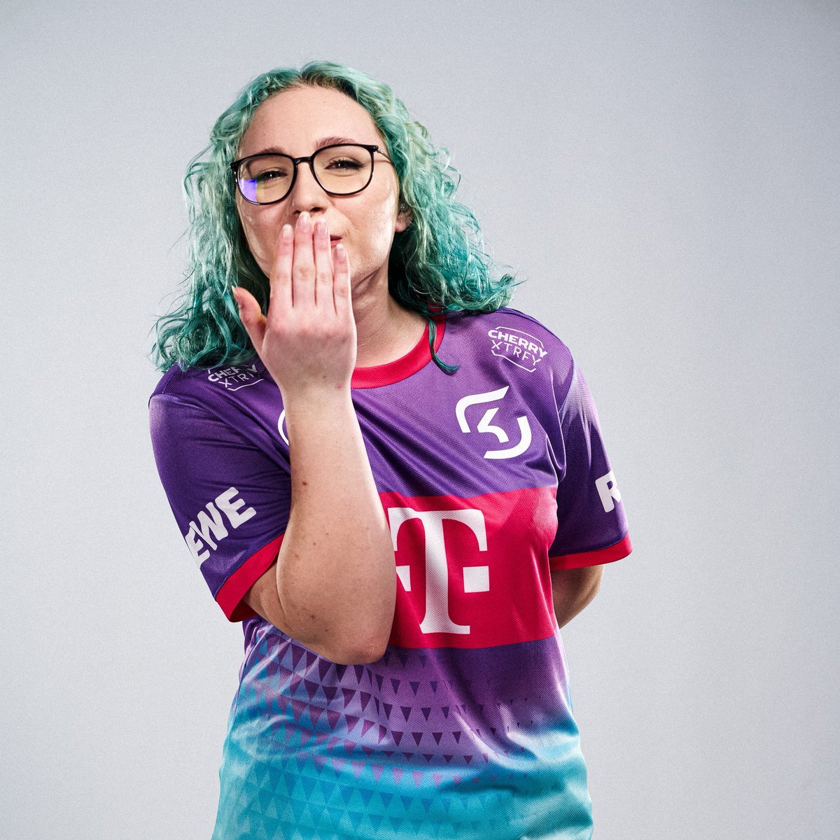 Samsi (@samsi_val) on Twitter photo LFT as FREE AGENT 
Since my contract with 
<a href="/SKGaming/">SK Gaming</a>
 has ended I am officially looking for a new team.
- Most comfortable on sentinel, open for any role
- Flexible schedule
- Highly motivated
❤️ & ♻️appreciated
Contact: 
DMs / <a href="/allthewayPat/">Pat</a>
reference: 
<a href="/CoachSebe/">SGE | Sebe</a> LFT as FREE AGENT 
Since my contract with 
<a href="/SKGaming/">SK Gaming</a>
 has ended I am officially looking for a new team.
- Most comfortable on sentinel, open for any role
- Flexible schedule
- Highly motivated
❤️ & ♻️appreciated
Contact: 
DMs / <a href="/allthewayPat/">Pat</a>
reference: 
<a href="/CoachSebe/">SGE | Sebe</a>