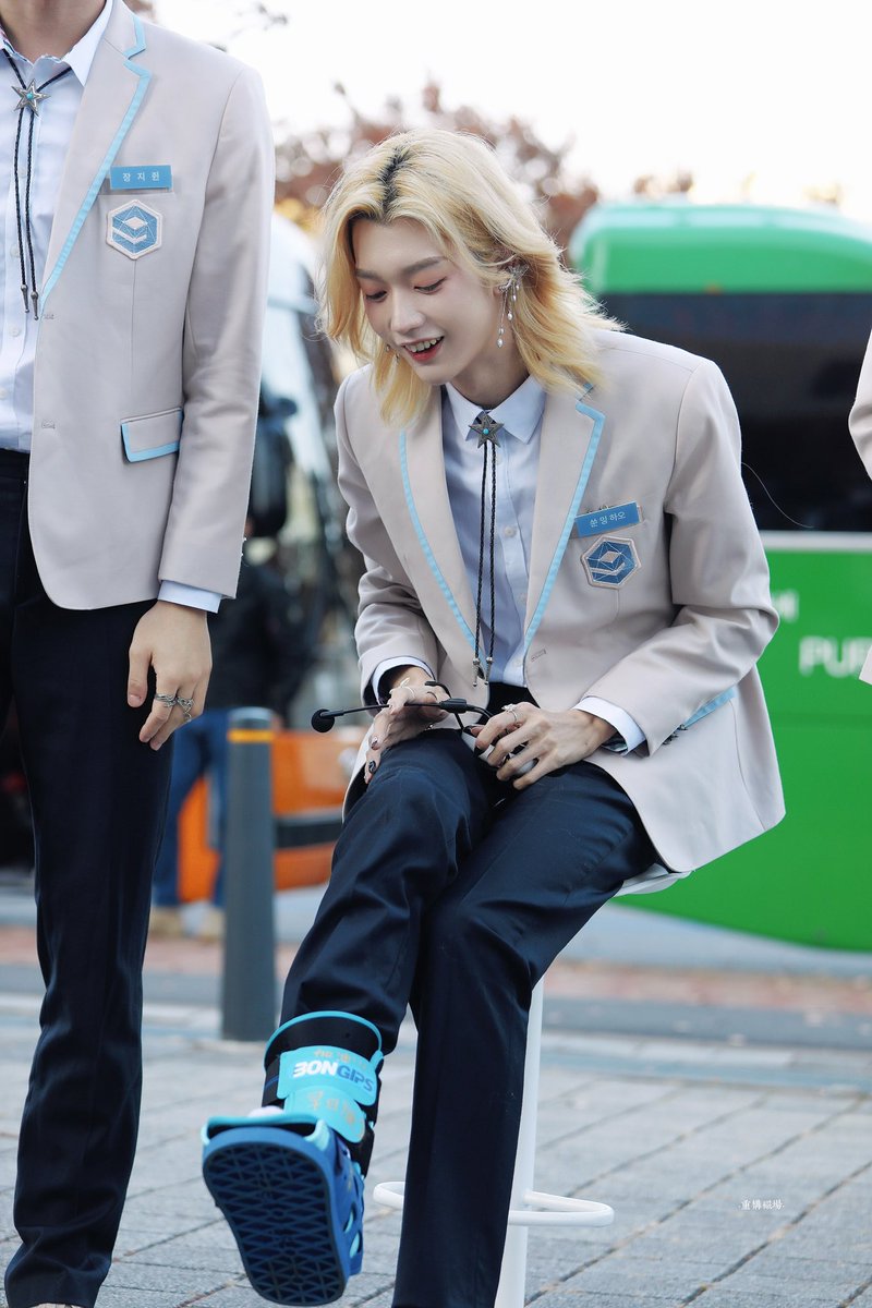 CGCC_Kachine's tweet photo. -𝟐𝟒𝟏𝟏𝟏𝟎 ୧⍤⃝୨

Get well soon.🍀

#쑨잉하오 #孙滢皓 #SunYinghao #StarlightBoys #스타라이트보이즈 #星光闪耀的少年 https://t.co/We75IZSrQu