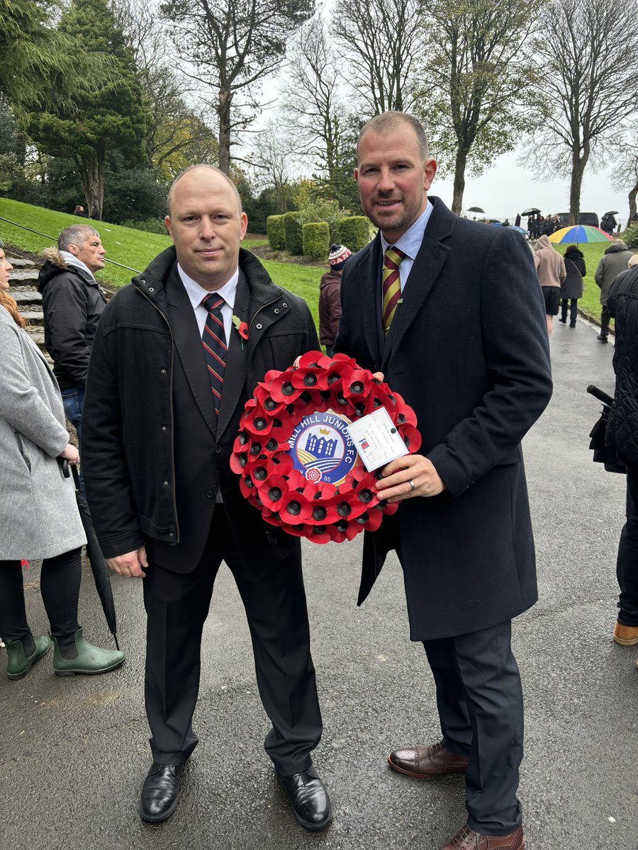 At <a href="/MillHillJuniors/">Mill Hill Juniors FC</a> 

We will always remember them. 
🇬🇧🌺

Stev &amp; Nathan representing the club this morning. #RememberanceDay2024