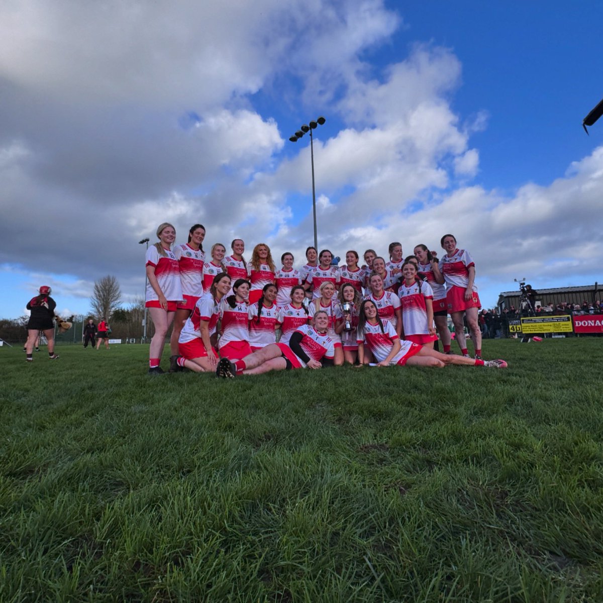 UlsterCamogie's tweet photo. Full Time!! 

Congratulations to Naomh Treasa Dún Geanainn Camogie Club Ulster Champions 🔴⚪️ https://t.co/knuDwLv06c