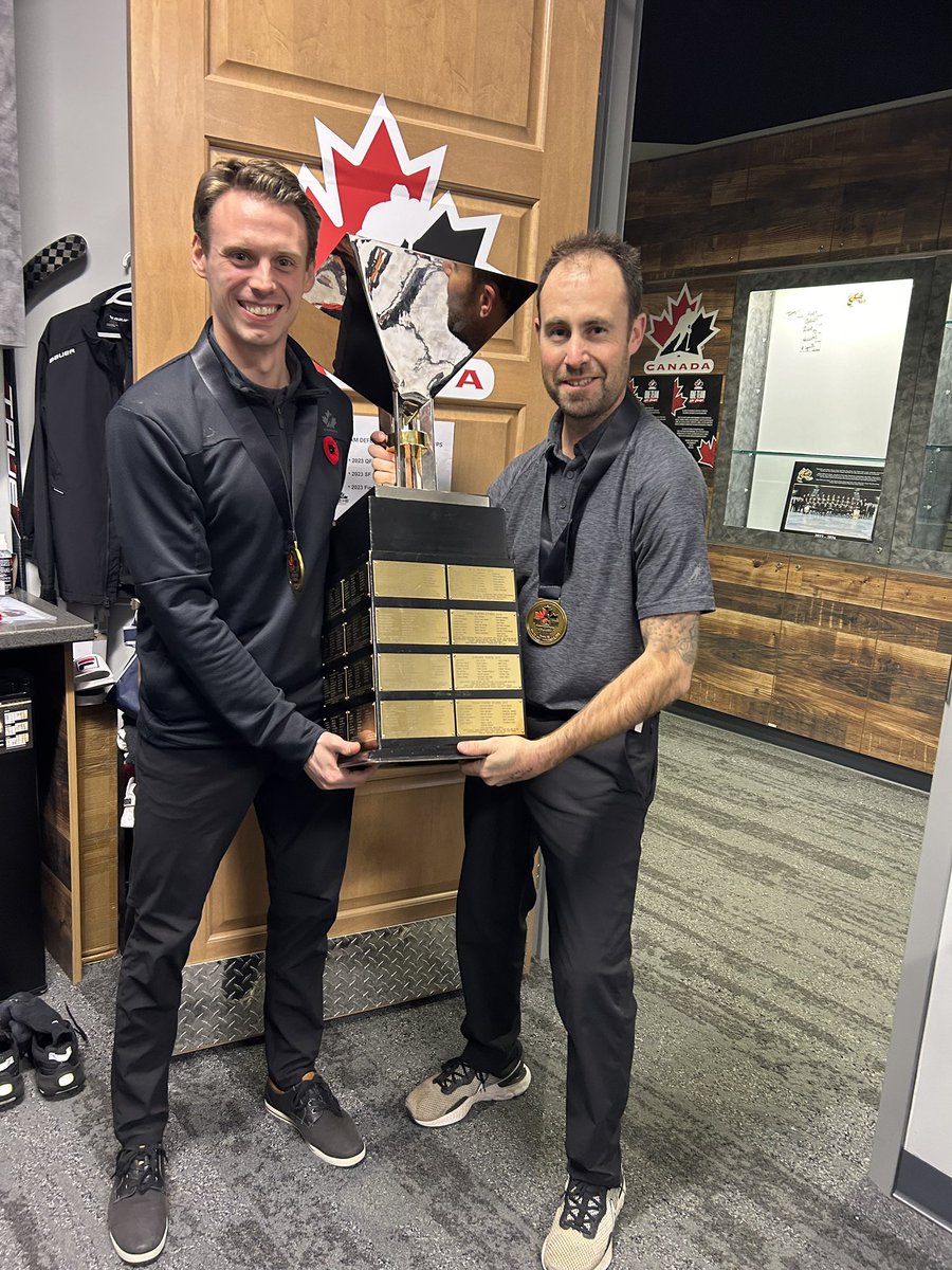 Andrew🕷Macneill tweet media