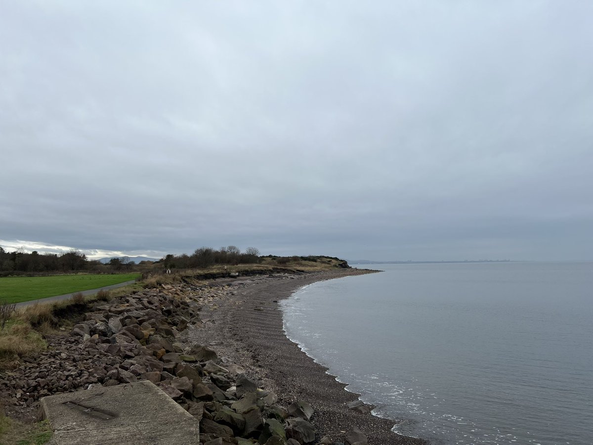 TimBonner1973's tweet photo. Only the second run of the week. Glad to get out. Easy pace around the Ash Lagoons.

#trainasone #garminuk #stravauk #edinburghrunning https://t.co/KaIUdcH47S