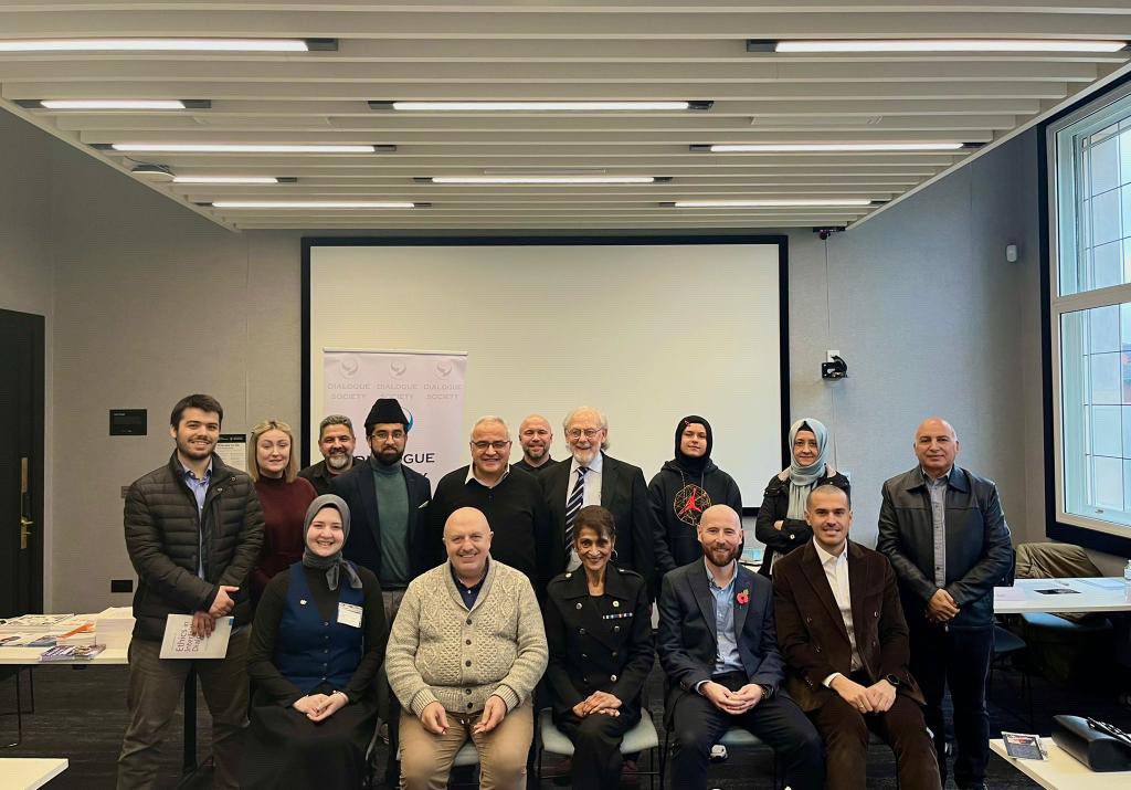 On November 6, 2024, Dialogue Society held the "Countering Extremism &amp; Building Trust" event at the University of Birmingham, where local experts shared valuable insights on resilience, inclusivity, and fostering open dialogue to combat #extremism 
#unitedagainstextremism
