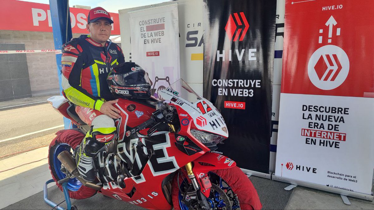 Hive Talk Project tweet media