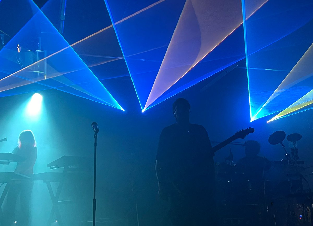 Ali Winter tweet media