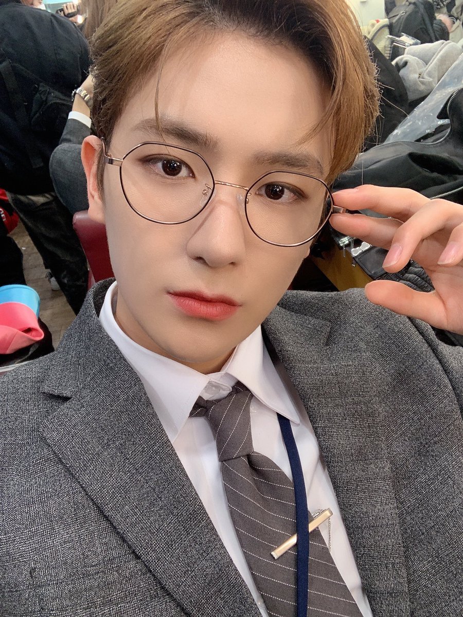 aetoggi's tweet photo. 어떡해.. 대리님 베타 아니었어요? https://t.co/MT6hcVzMmn