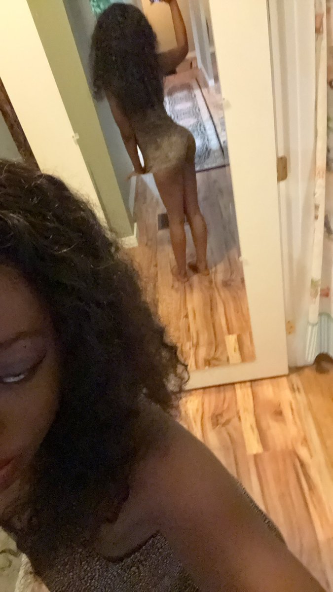 Favorite Little Booty😮‍💨DM FEE $5 (@ms_c0gnac) on Twitter photo 