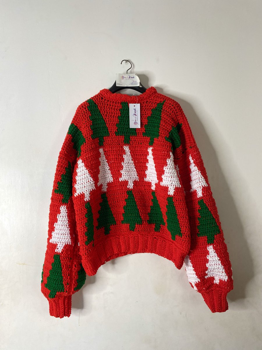 Art to Wear🧶 tweet media