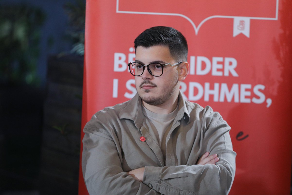 DostiSavio's tweet photo. Akademia Politike 2 - Moduli 5 📚
Një modul tepër interesant i fokusuar mbi organizimin dhe rëndësinë e fushatave elektorale  🗳️ https://t.co/CnAeU27L6n