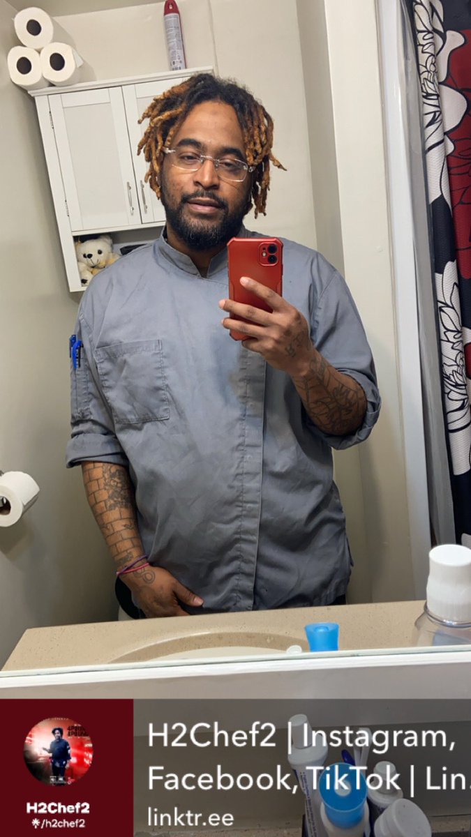 H2Chef2's tweet photo. #JobAlerting me, they see i been #Workin #10Yrs+ #ChefMode #LoadingIn. #H2Chef2 #StreamMyMuzik #TiktokMyMuzik https://t.co/yDgwity1Zx