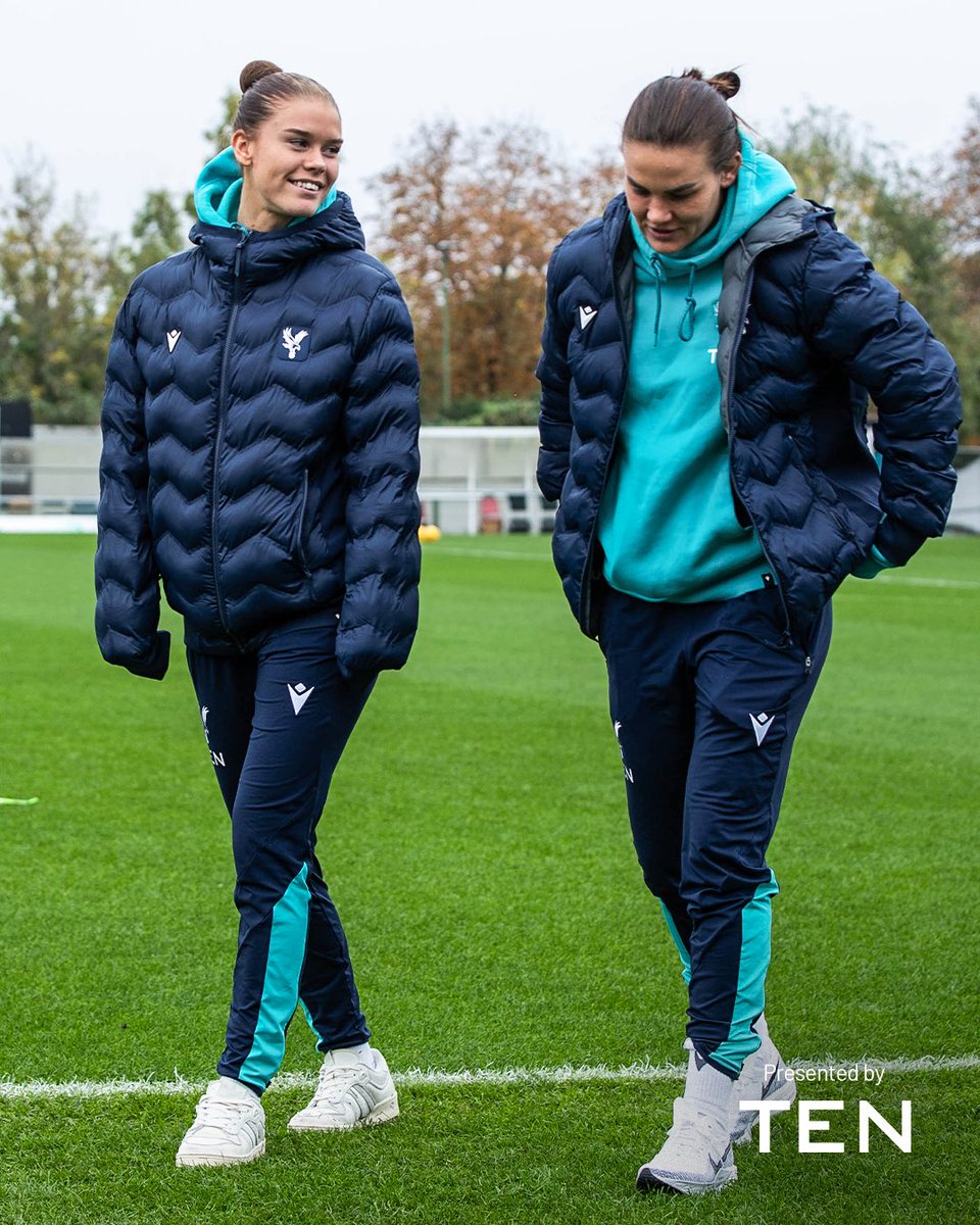 cpfc_w's tweet photo. Our dynamic duo 🥰

#CPFC https://t.co/9UlF74cFJI